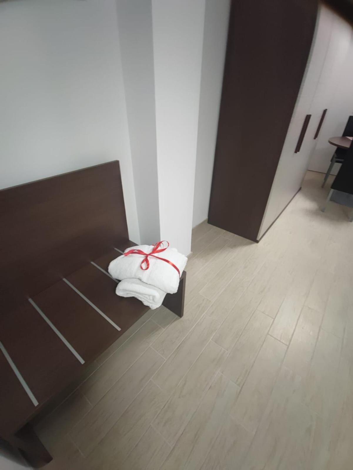 Piazza Dante Hotel Taranto Eksteriør billede