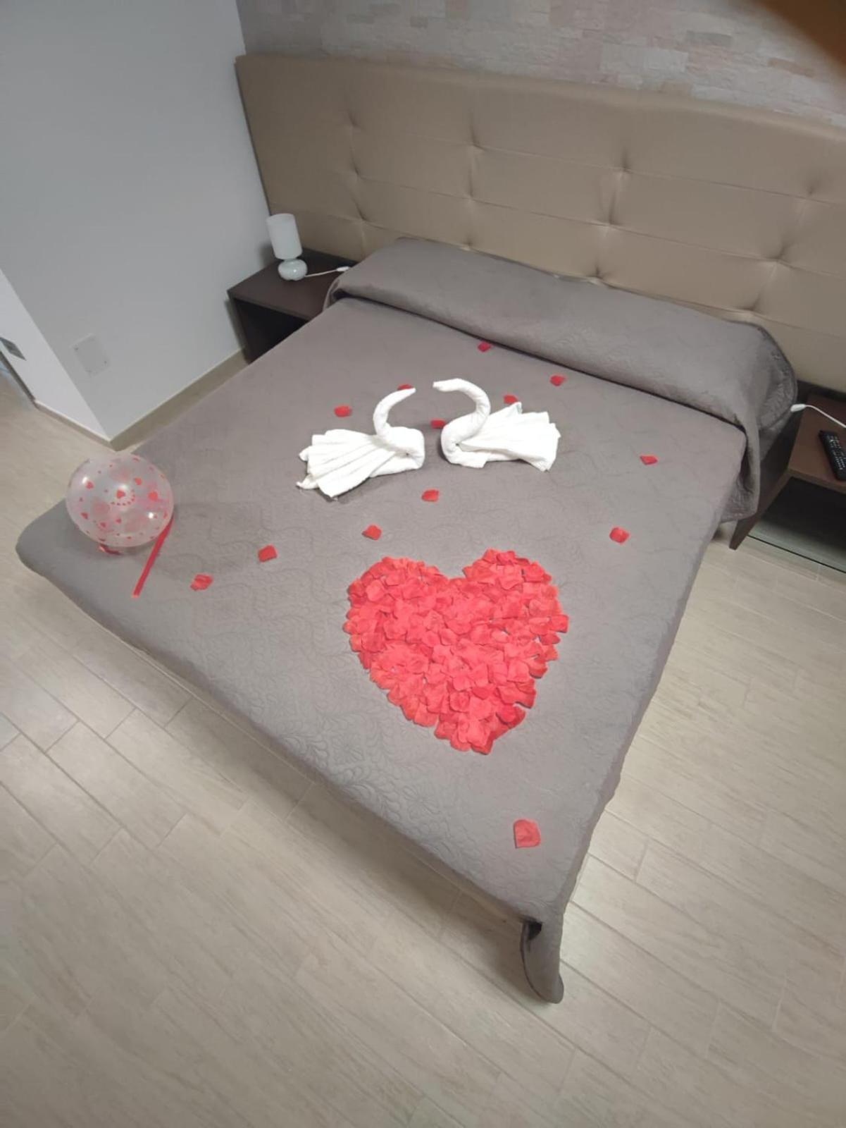 Piazza Dante Hotel Taranto Eksteriør billede