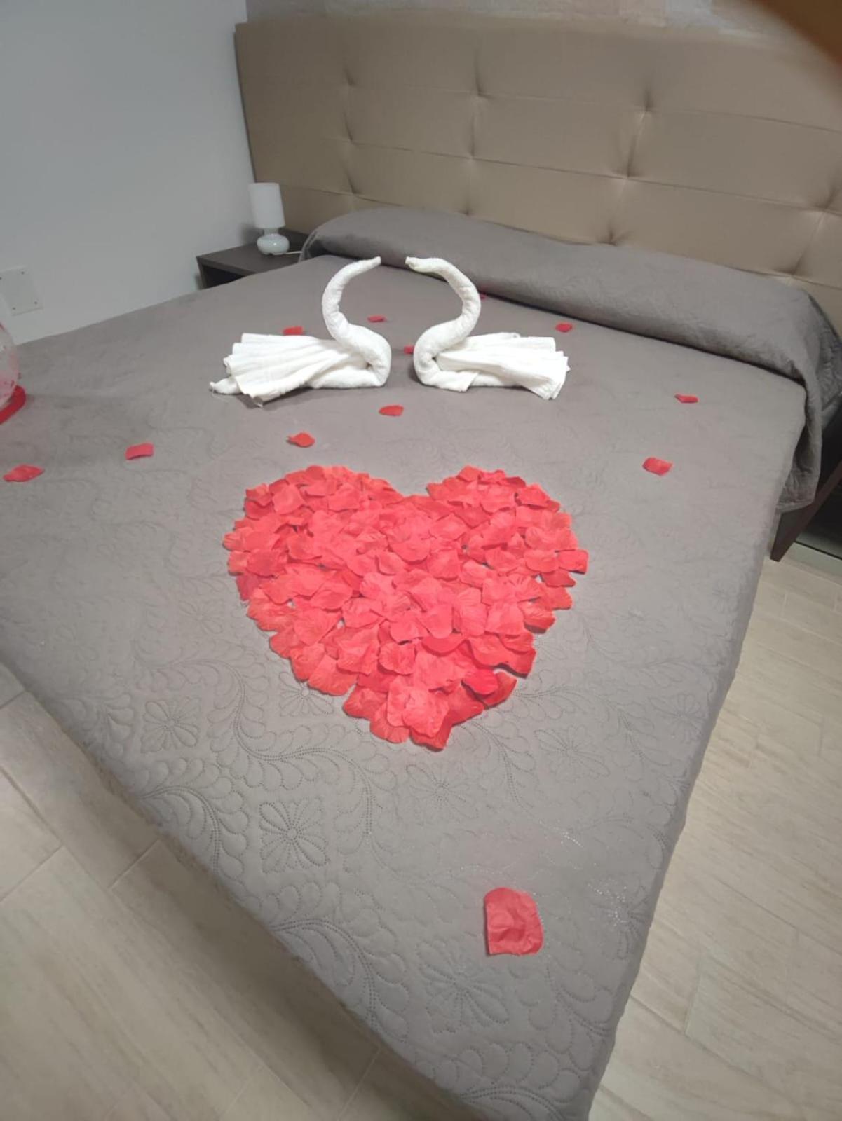 Piazza Dante Hotel Taranto Eksteriør billede